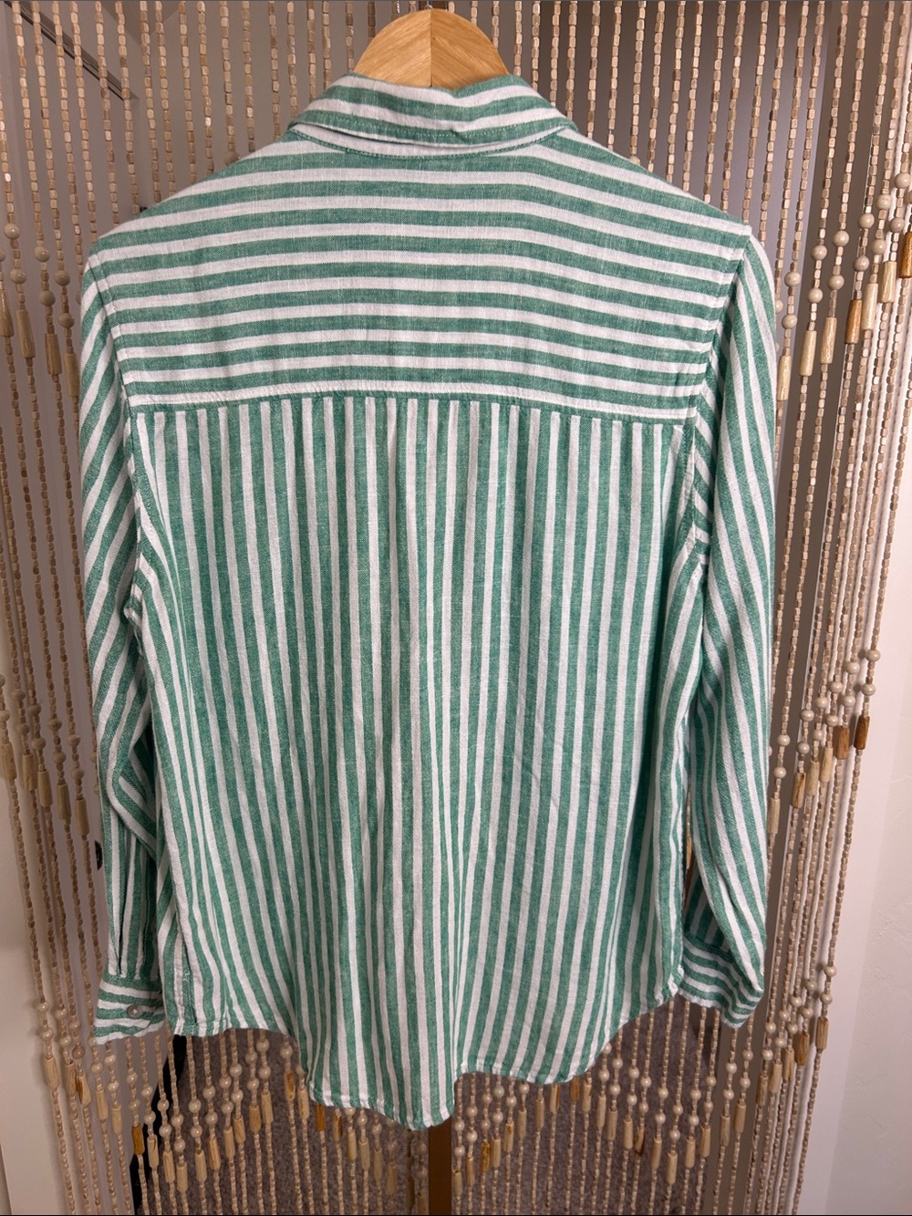 Universal Thread Green and White Striped Relaxed-Fit Shirt - Picture 8 of 9